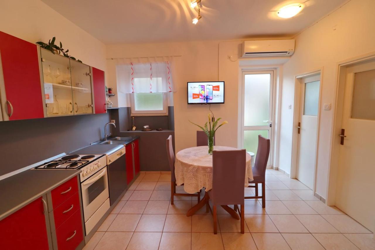 Seaside Apartment Franica เวลาลูกา ภายนอก รูปภาพ
